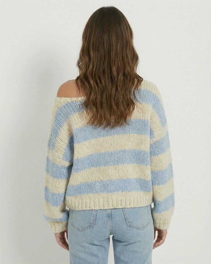 Suéter de punto cómodo para mujer, rayas y cuello V, perfecto para invierno. Estilo relajado chic.