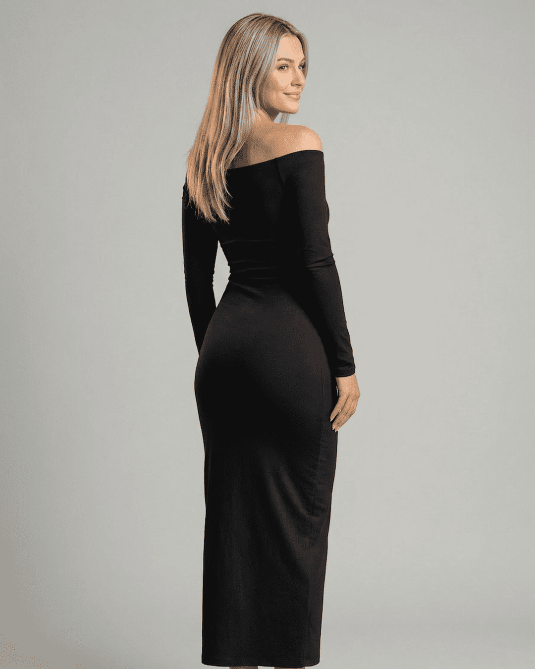 Elegante vestido maxi negro de noche para mujer, estilo off-shoulder con mangas largas y silueta lápiz, perfecto para fiesta.
