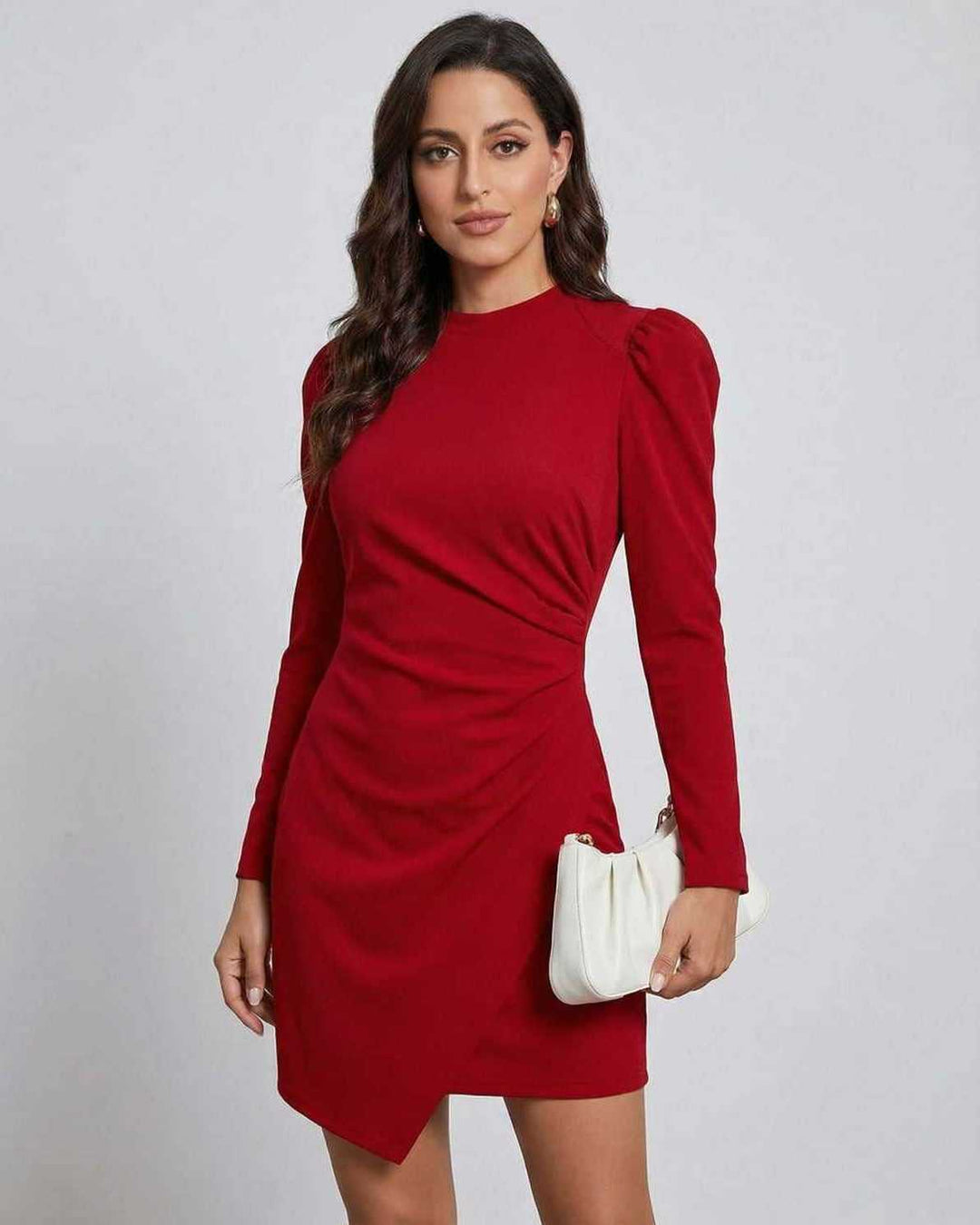 Vestido mini Orquídea blanco para mujer, estilo A-line moderno y elegante. Ideal para cóctel, fiesta o cena.