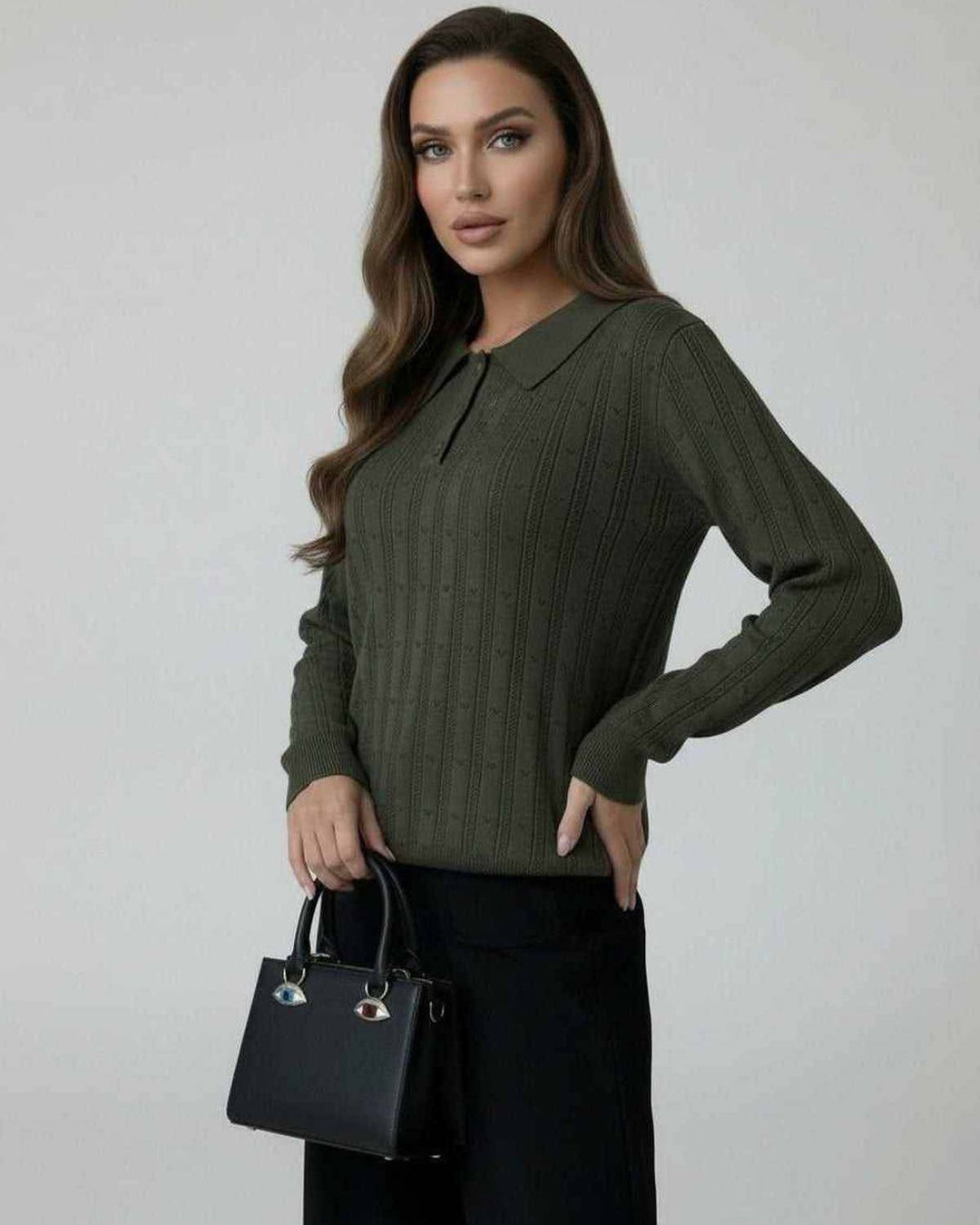 Suéter de punto suave verde oliva para mujer, estilo chic y casual, perfecto para el invierno.