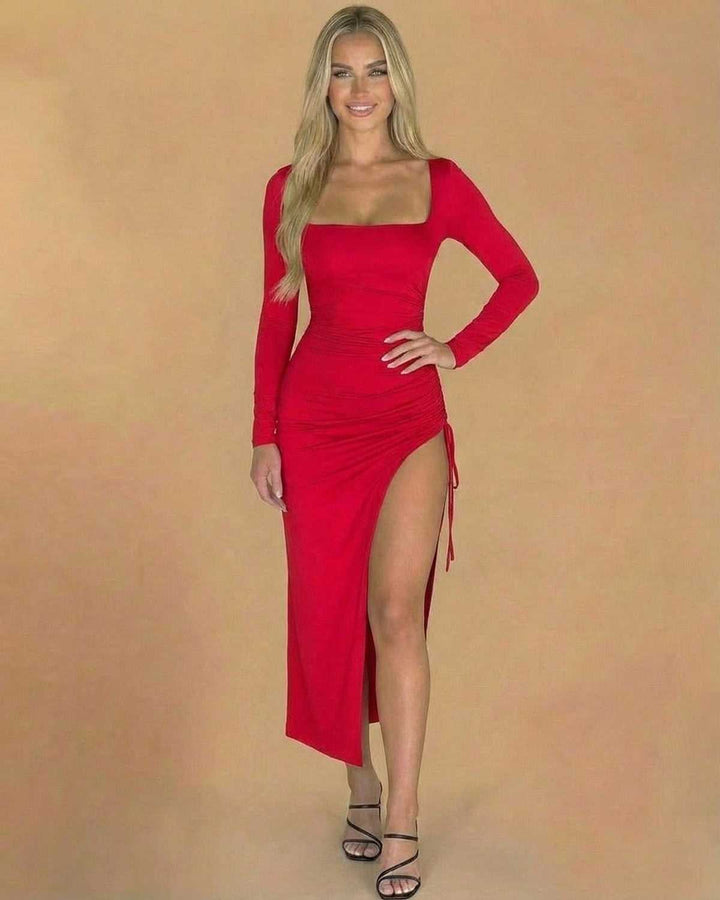 Vestido de noche blanco midi ajustado con escote cuadrado, manga larga y abertura, para mujer segura.
