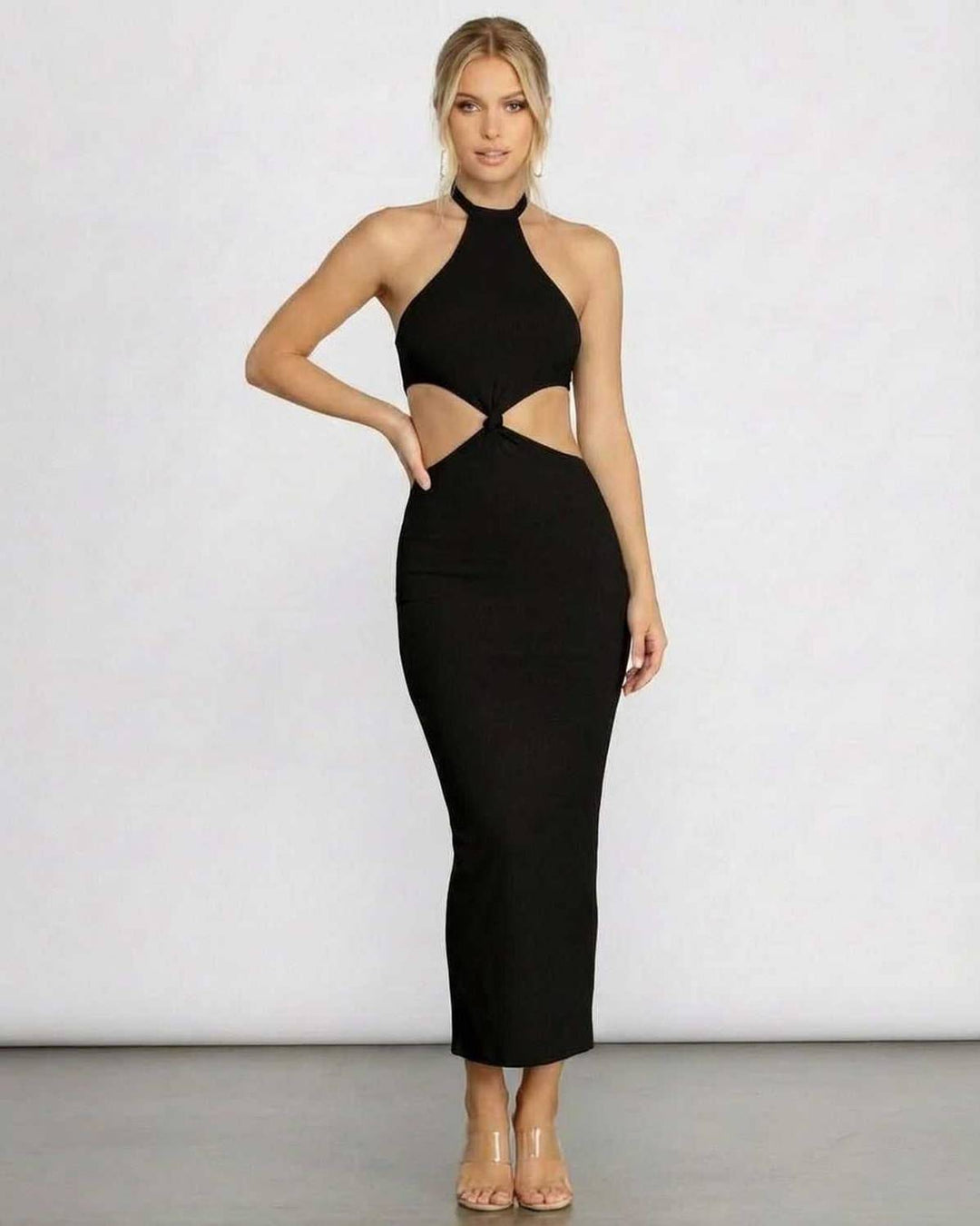 Vestido ajustado bodycon midi con cuello halter. Estilo sofisticado para noches de gala y celebraciones.