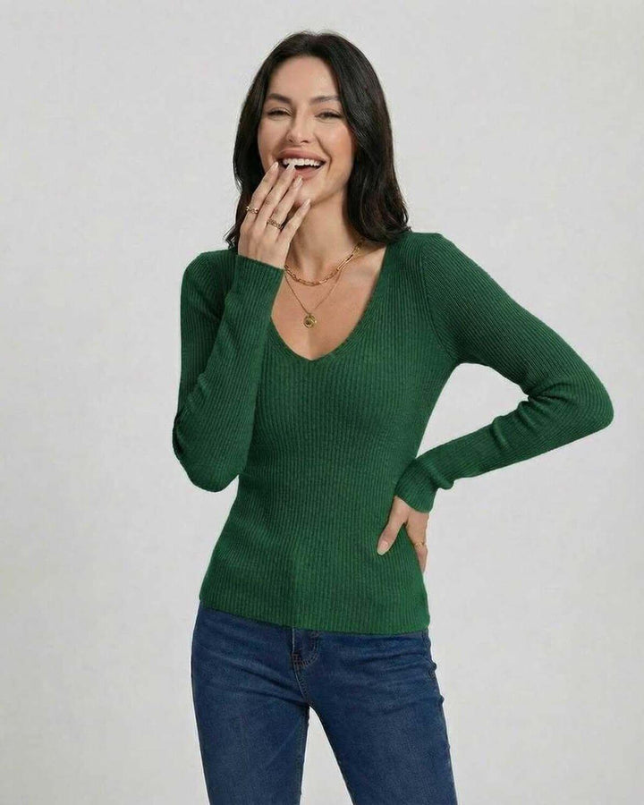 Suéter de mujer, cuello V, ajuste ceñido y elegante, para un look sofisticado en otoño.