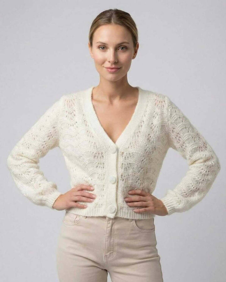 Suéter cárdigan ligero de mujer, blanco. Cuello en V, manga larga. Perfecto para otoño/invierno, look elegante.