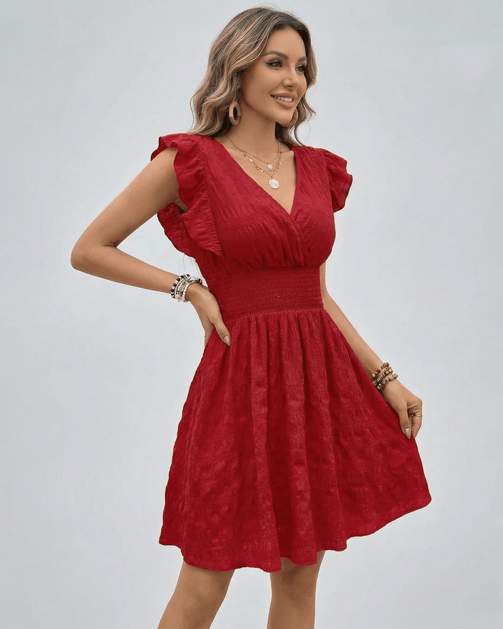 Mini vestido Valencia para mujer, color rojo vibrante, con diseño favorecedor y versátil.
