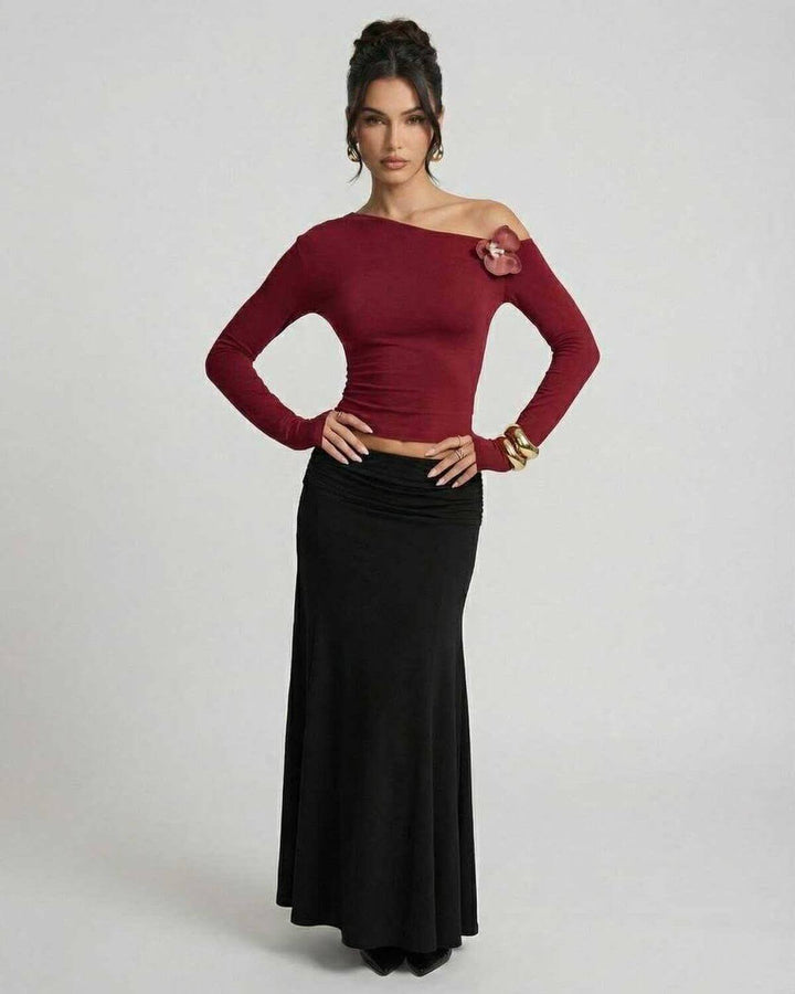 Pullover rojo Verona con cuello y bajo asimétricos, elegante y de moda para mujer. Mangas largas.