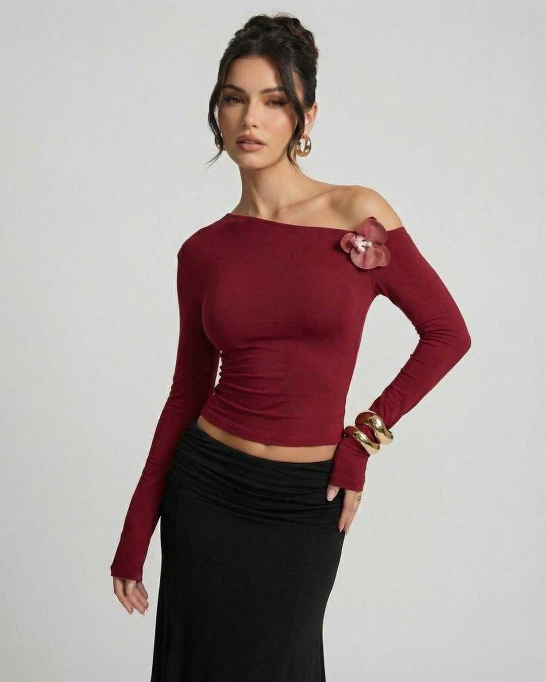 Suéter rojo Verona para mujer, estilo asimétrico elegante. Perfecto para otoño/invierno.