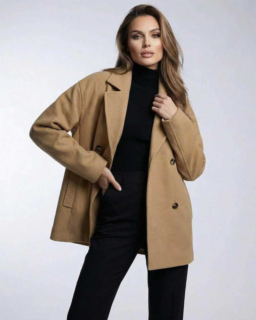 Chaqueta oversized camello para mujer, estilo Mónaco versátil, perfecta para looks casuales o formales.