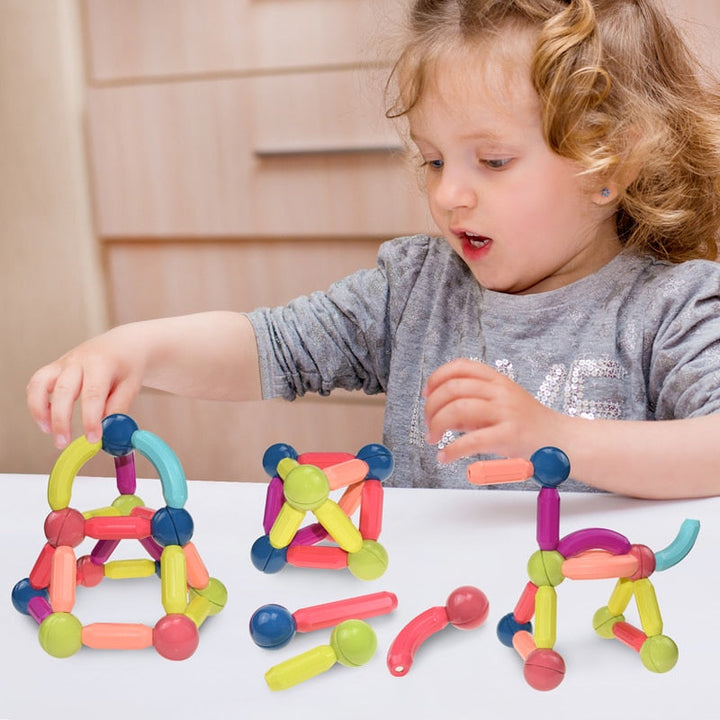 Set de bloques magnéticos con formas variadas, juguete educativo para creatividad infantil y desarrollo cognitivo.