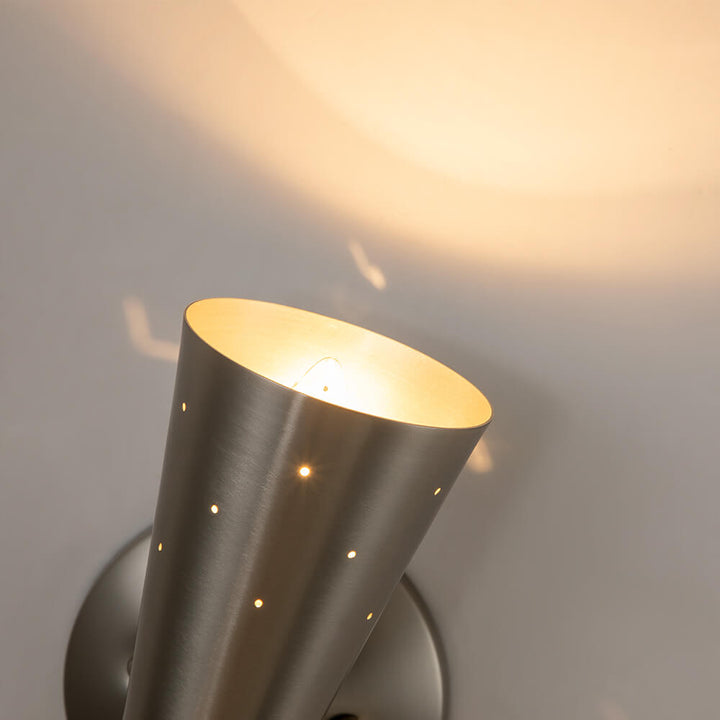 Aplique de pared moderno doble cono, para iluminación y decoración de pared.