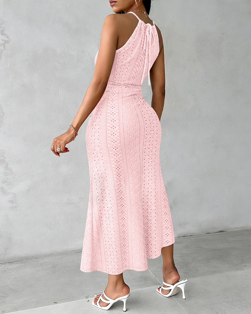 Vestido sin mangas, midi con abertura y cuello halter, para mujer.