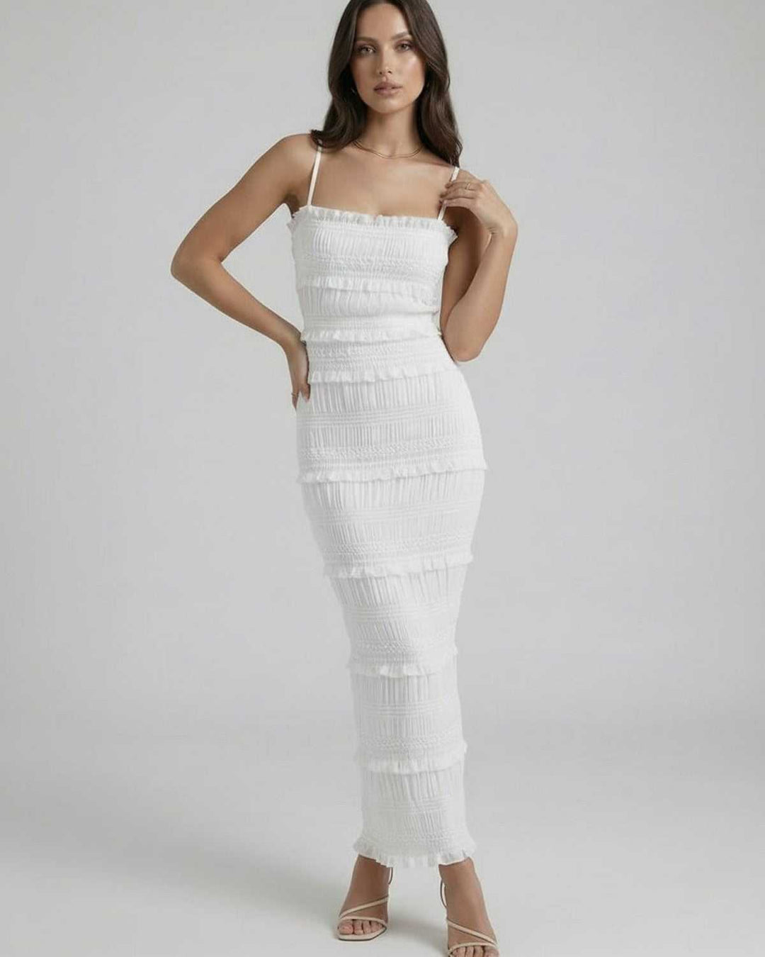 Vestido maxi blanco "Elegancia Atemporal" para mujer, ceñido. Ideal para fiesta, cocktail y verano.