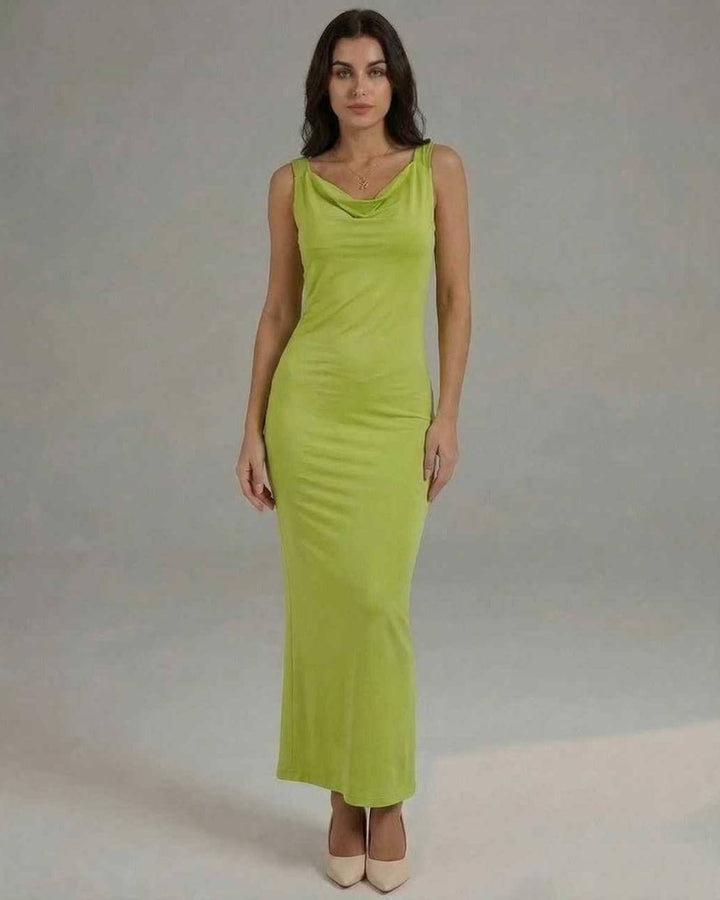 Vestido de noche mujer, verde lima, con silueta fluida. Ideal para fiesta y ocasiones especiales.