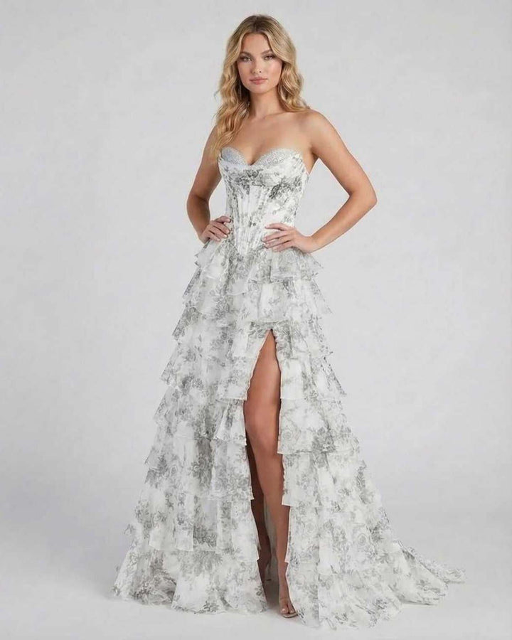Vestido maxi floral Lunaria de mujer con diseño sin tirantes, ideal para verano y ocasiones formales.