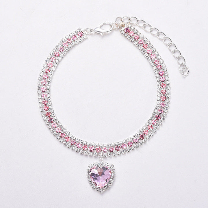 Collar de lujo para gatos con corazón reflectante, cristal y strass. Ajustable para el confort de tu mascota.