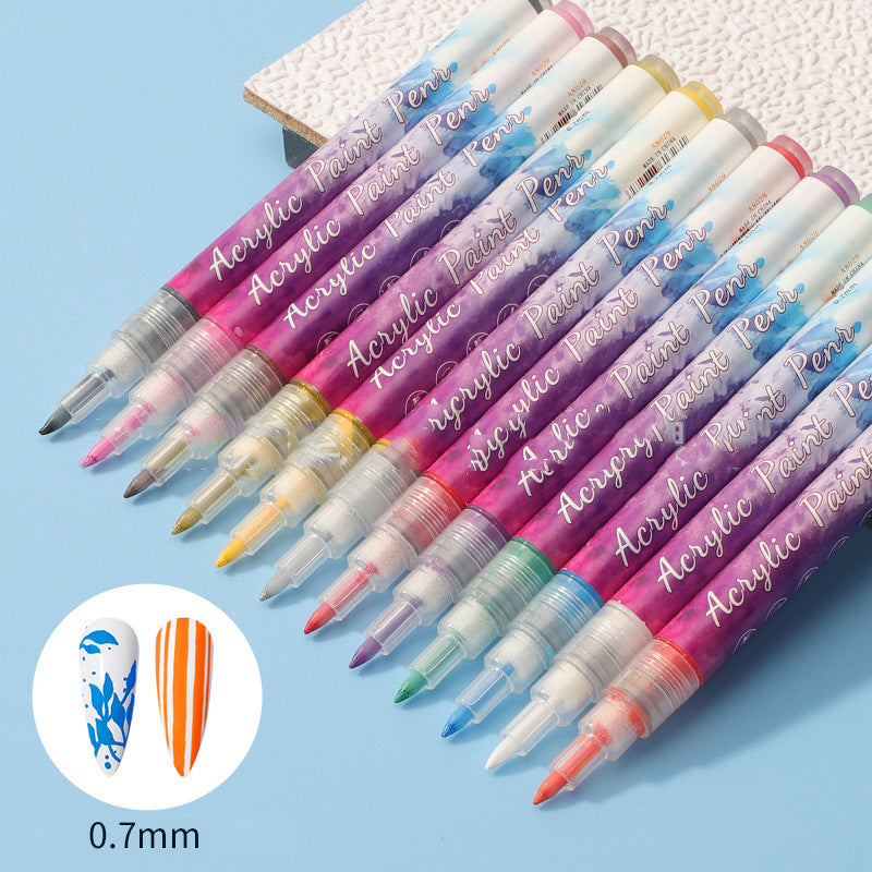 Kit de arte de uñas con marcadores, creatividad y accesorios para manicura femenina.
