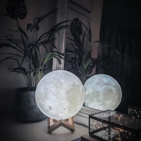 Lámpara de mesa de luna 3D para un ambiente relajante. Luz nocturna y decoración moderna del hogar.