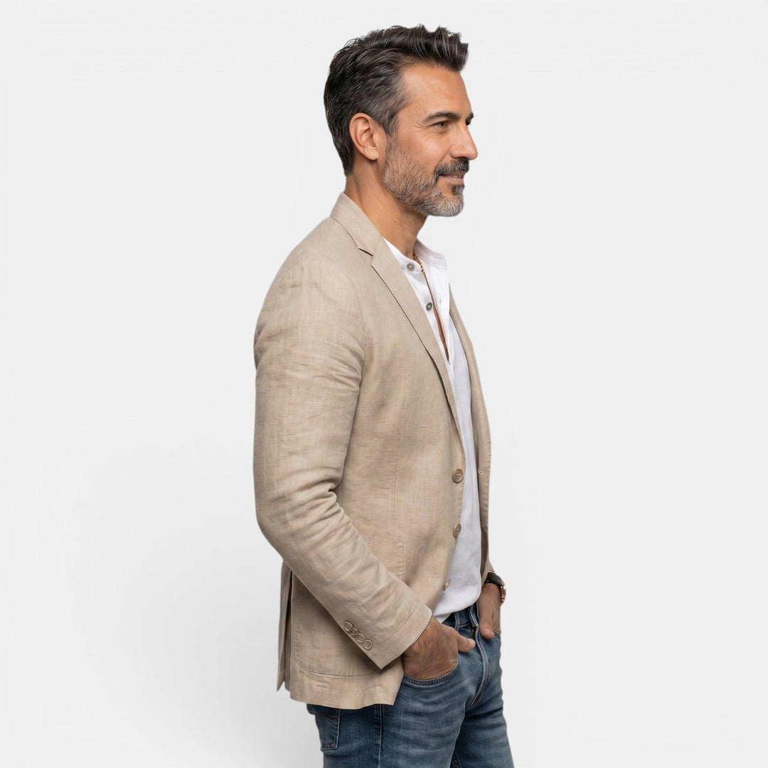 Blazer hombre slim fit moderno, perfecto para un look casual elegante o formal.