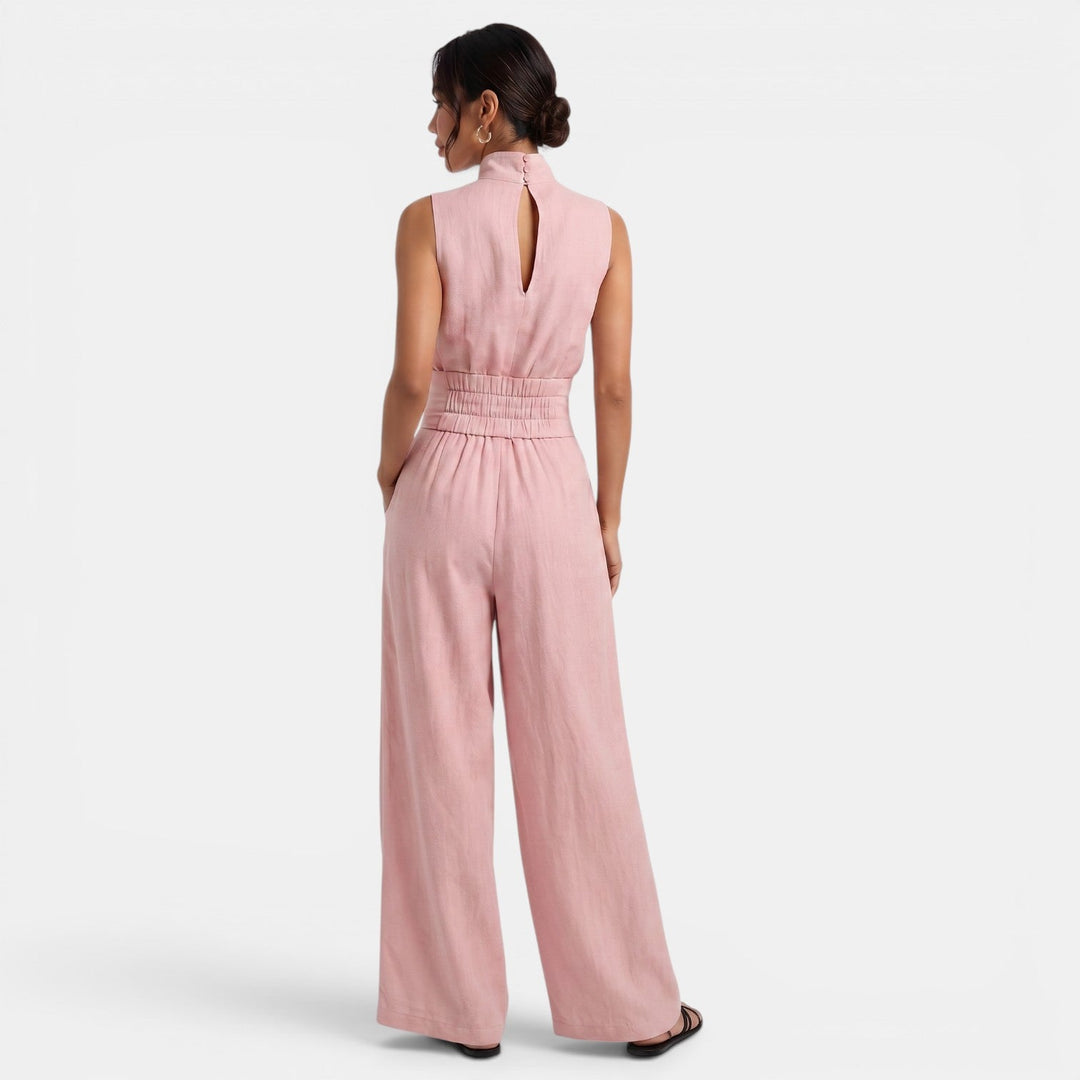 Conjunto de fibras naturales: lino y algodón para mujer. Diseño sin mangas, fresco para el verano. Moda casual.