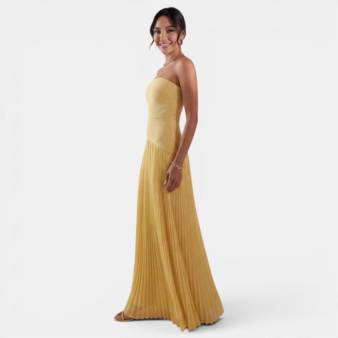 Vestido largo plisado y cómodo para mujer, elegante para llevar en verano o fiestas.