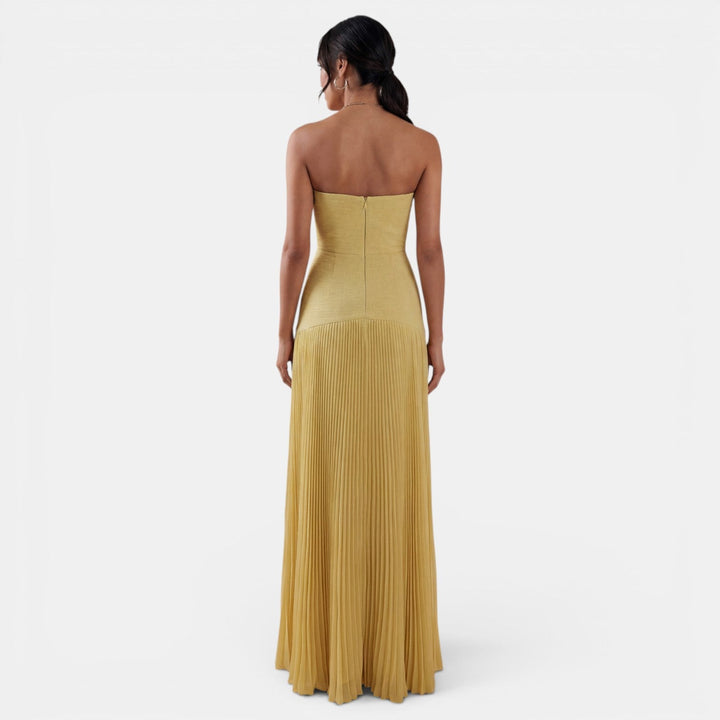 Vestido largo plisado de verano para mujer, estilo elegante y moderno, perfecto para fiesta.