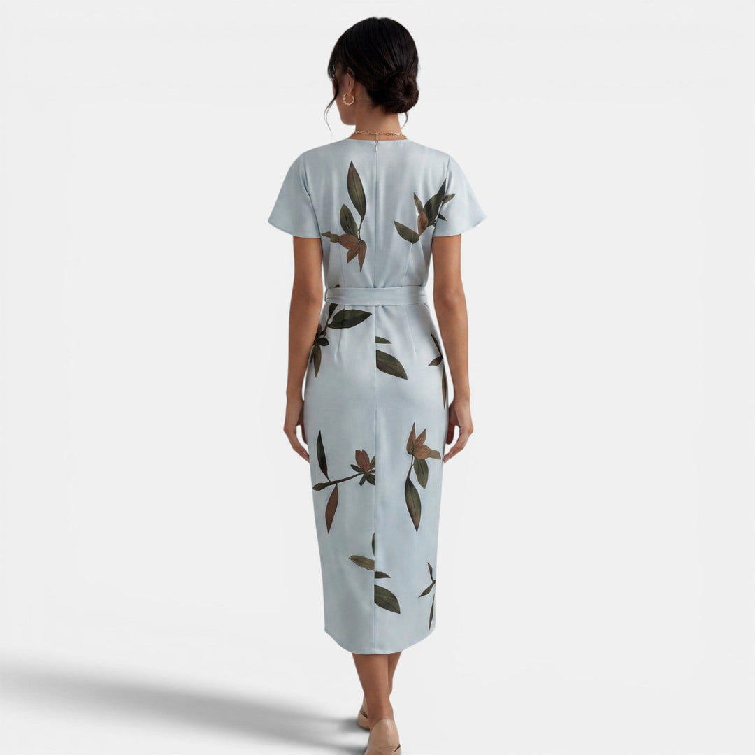 Vestido midi para mujer, floral y cruzado. Estilo femenino y casual, ideal para tu armario de verano.