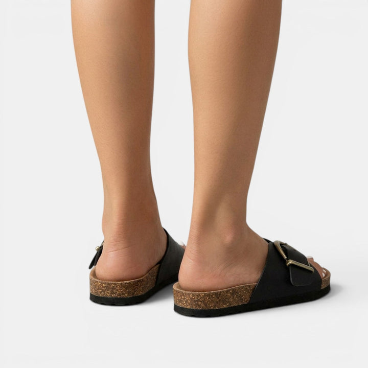 Sandalias de plataforma de verano para mujer. El calzado ideal para un estilo casual y elegante.