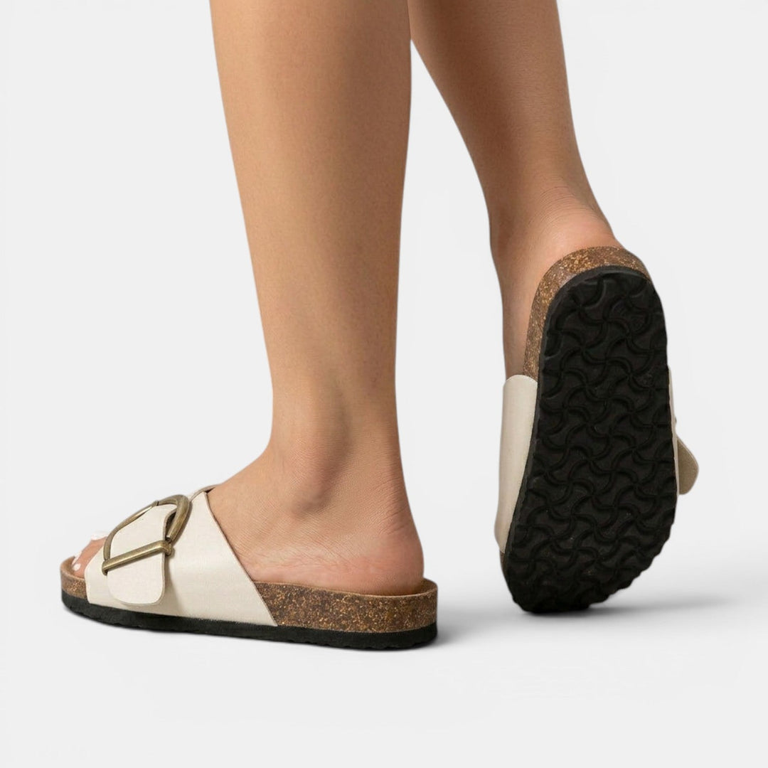 Elegantes sandalias de plataforma para mujer, perfectas para el verano. Estilo y comodidad.