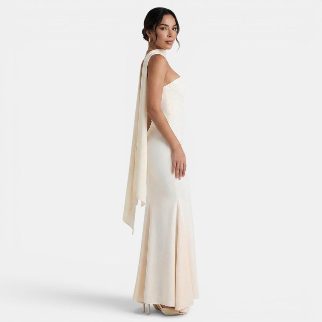 Elegante vestido de noche sirena con escote halter para mujer, perfecto para fiestas y ceremonias.