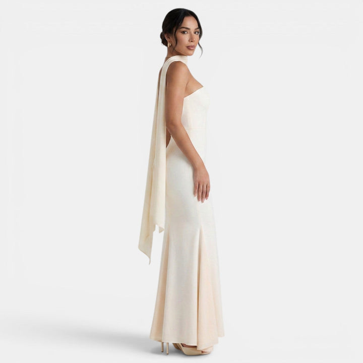Elegante vestido de noche sirena con escote halter para mujer, perfecto para fiestas y ceremonias.