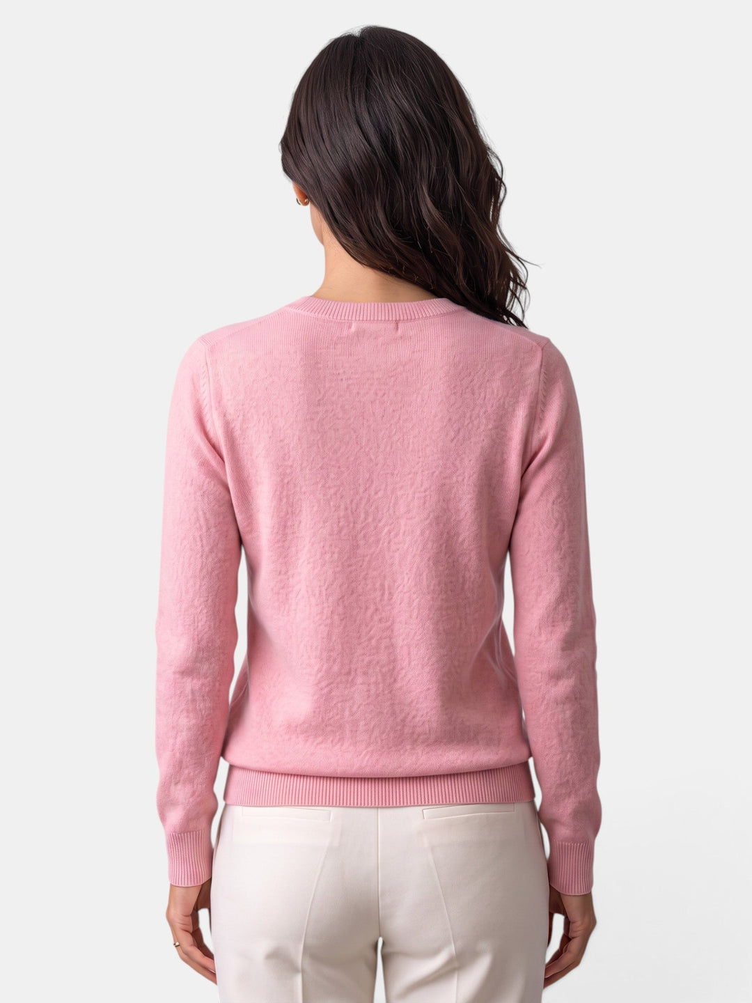 Ropa de punto para mujer: suéter suave, elegante y versátil.