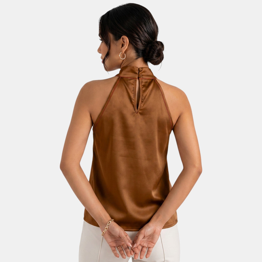 Blusa halter femenina, sofisticada y chic para cualquier evento.