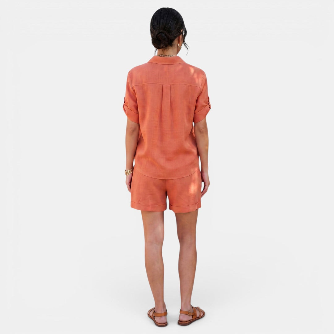 Conjunto de mujer: camisa de lino y algodón transpirable, manga media, moda casual-elegante.
