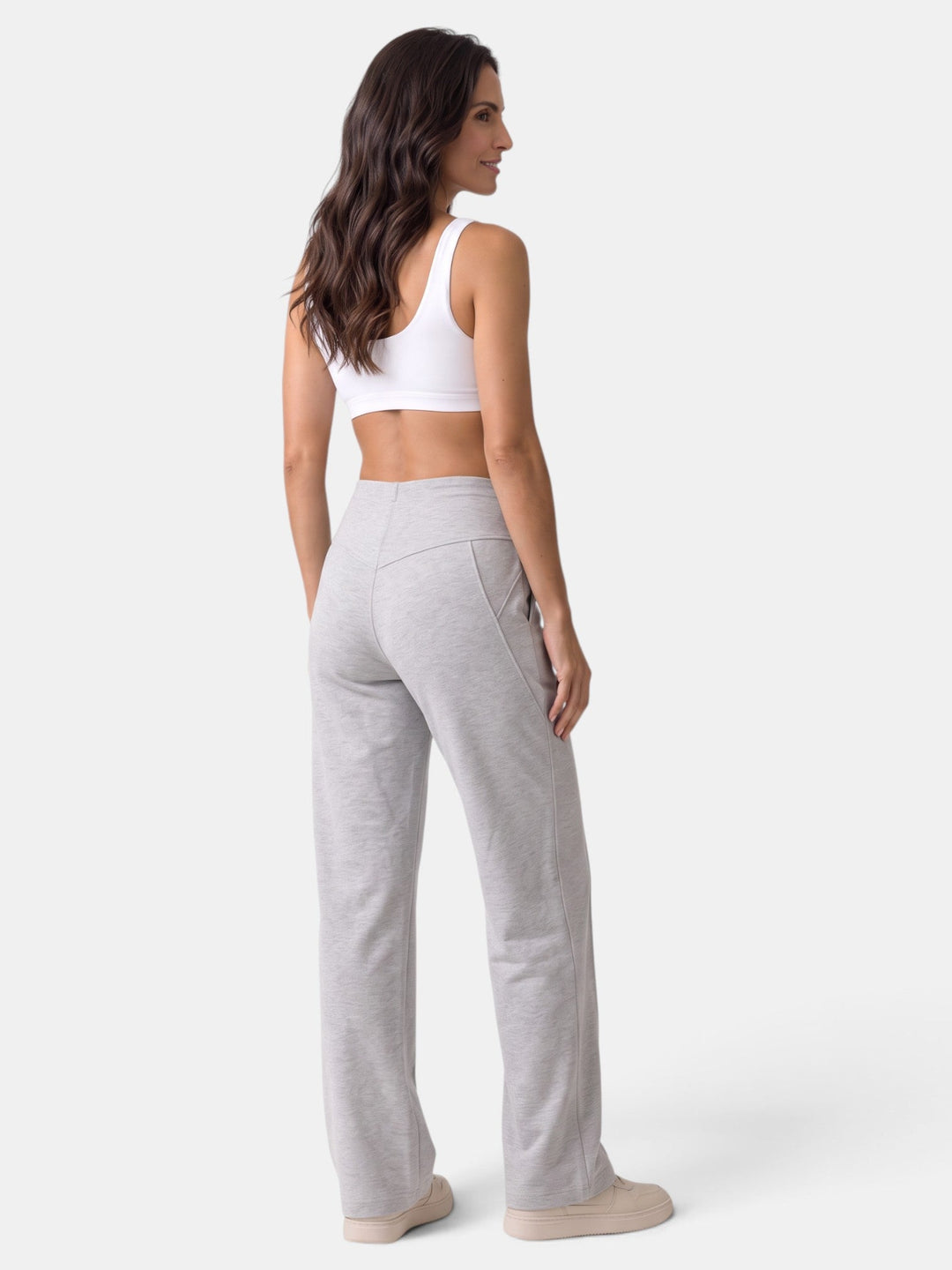Jogger de mujer con cintura alta que estiliza, cómodo y elegante para un look versátil.