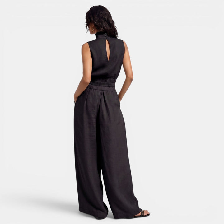 Moda de verano: conjunto femenino de lino y algodón sin mangas. Estilo elegante y casual para mujer.