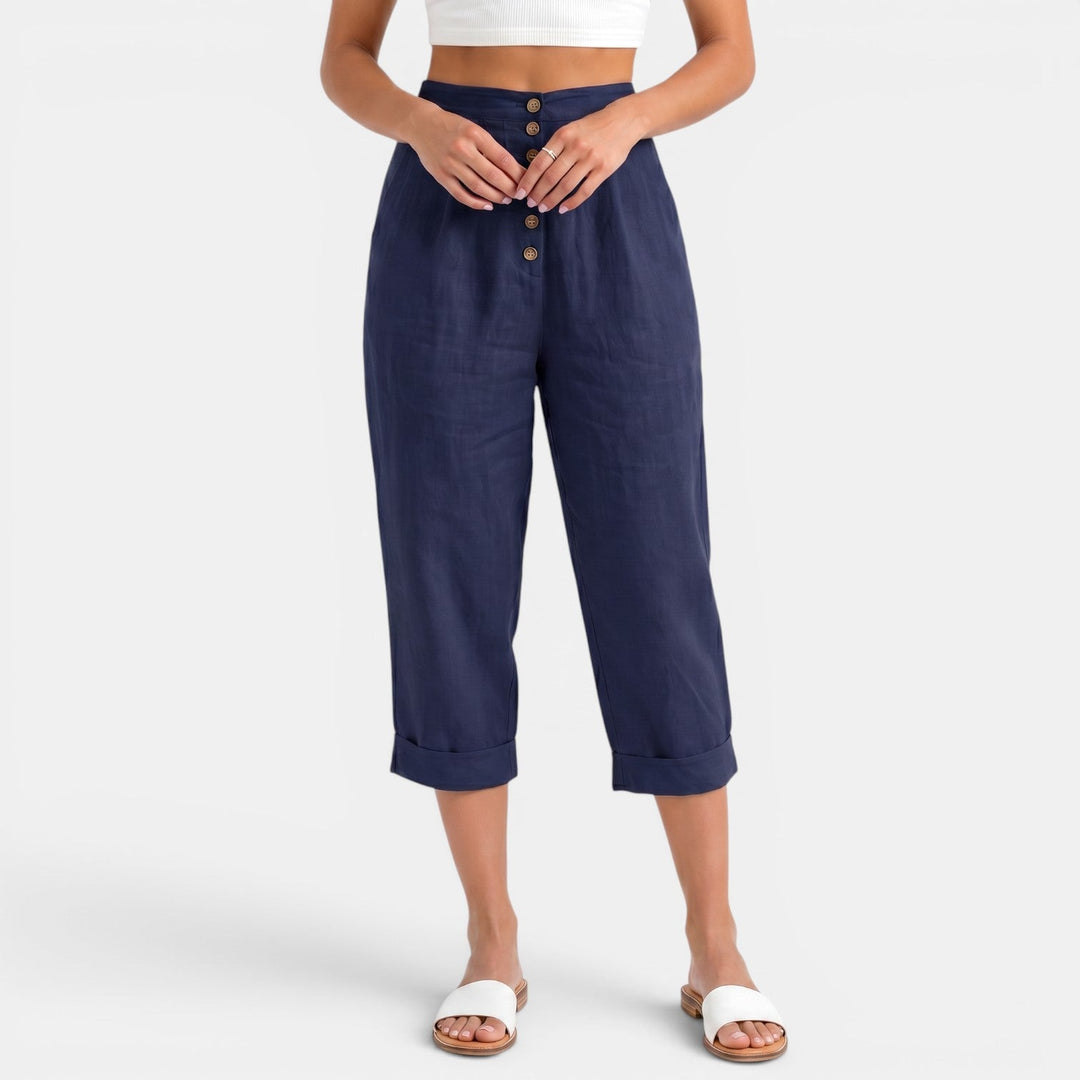 Pantalón capri de lino, elegante y cómodo para mujer, esencial para looks de verano.