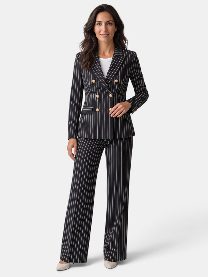 Conjunto blazer y pantalón mujer raya diplomática. Estilo profesional y elegante para oficina.