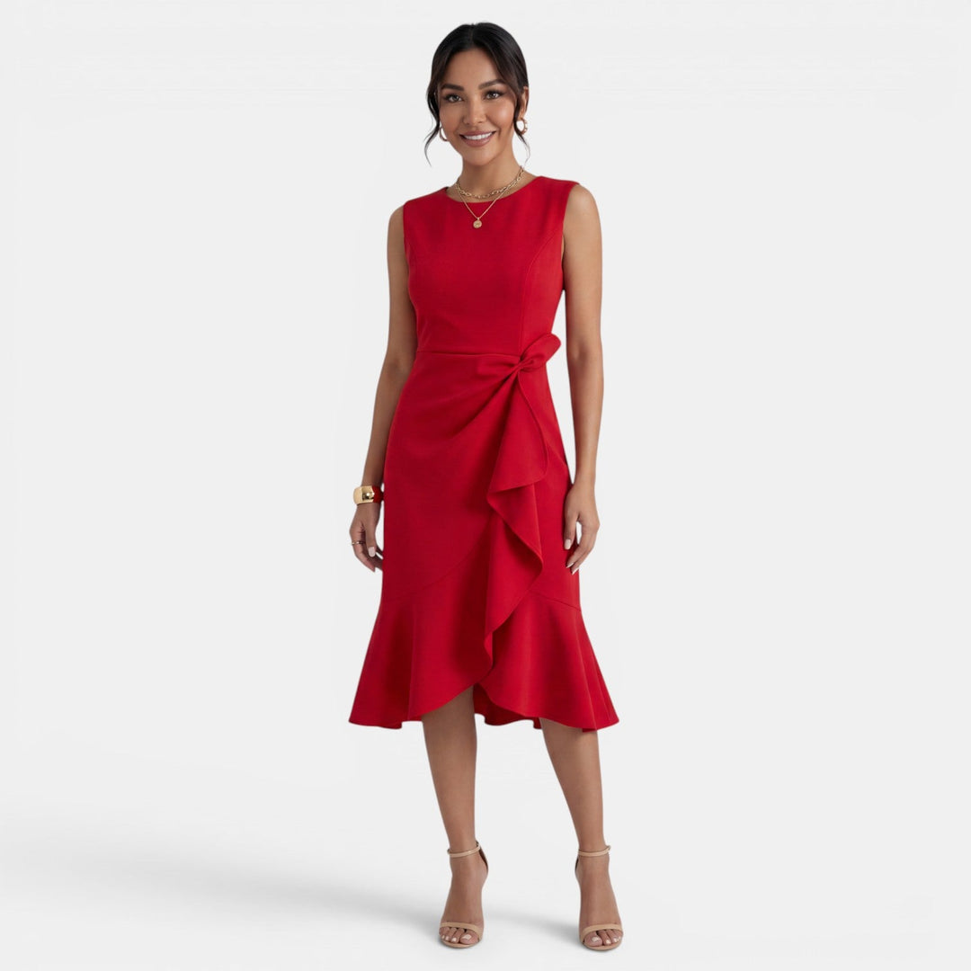 Vestido femenino entallado midi, diseño sin mangas, con estilo, para lucir en verano.