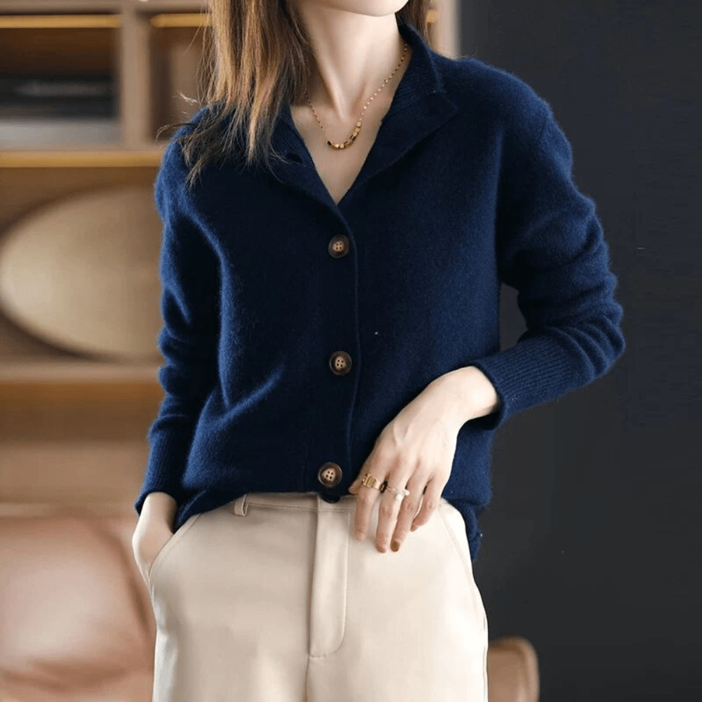 Cárdigan de moda para mujer. Prenda cómoda y sofisticada, ideal para el frío de otoño/invierno.