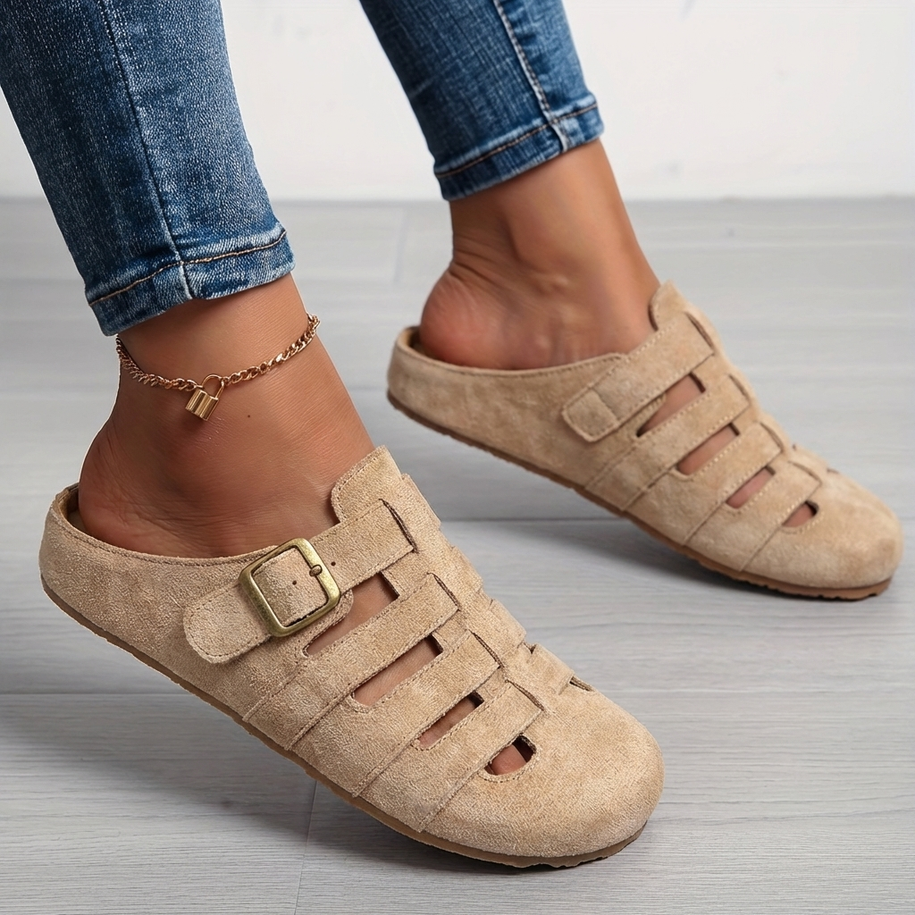 Mules transpirables de mujer, sandalias planas ideales para un look casual de verano.