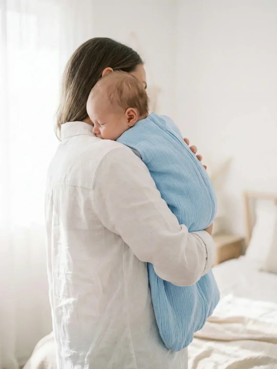 Saco de dormir para bebé de algodón natural, gasa ligera perfecta para las noches de verano.