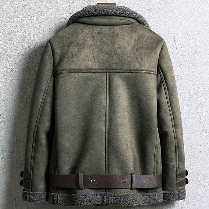 Chaqueta de mujer de talla grande para invierno. Gruesa, abrigadora y de gran confort.