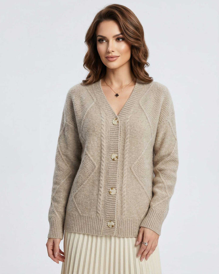 Cárdigan beige elegante para mujer, escote V y botones. Prenda cómoda y versátil para otoño-invierno, estilo casual u oficina.