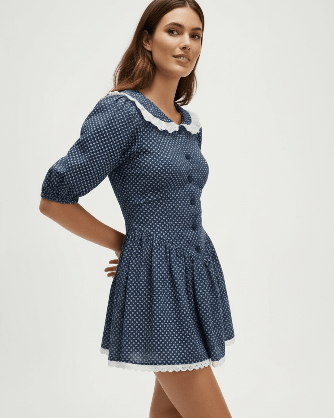 Vestido Mini Marinette azul marino mujer con cuello Peter Pan, lunares y mangas abullonadas. Toque vintage.