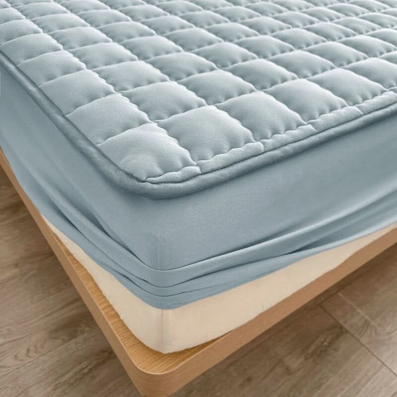 Funda de cama higiénica y fácil de cuidar. Protector de colchón suave que aporta confort y frescura a tu descanso.