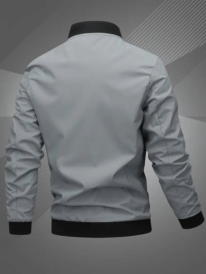 Chaqueta bomber casual de cremallera para hombre, ideal para cualquier look diario.