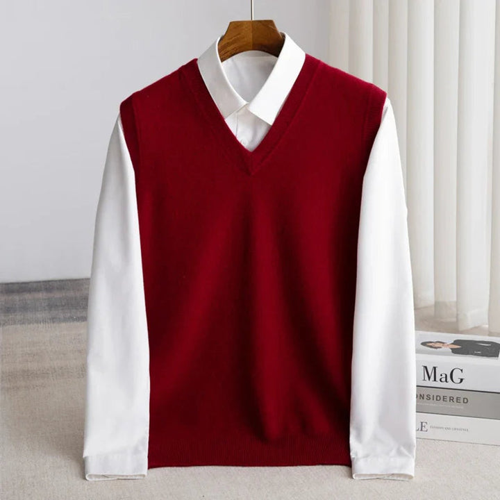 Chaleco térmico de lana merino para hombre, cuello en V, ideal para confort y calidez.