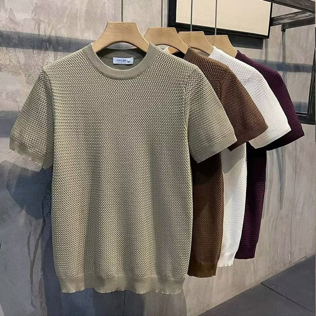 Camisa de punto texturizado verde para hombre, corte relajado. Estilo moderno casual, ideal para primavera/verano.