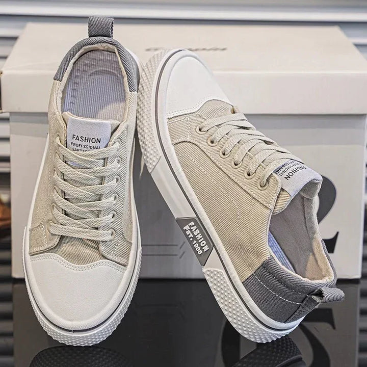 Zapatillas hombre casual, diseño estilizado para comodidad diaria. Ideales como calzado urbano y deportivo casual.