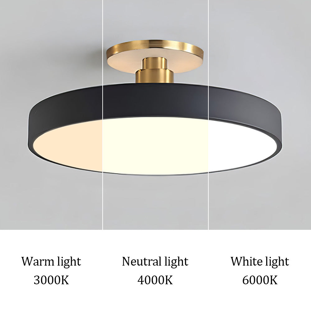 Foco LED de techo, diseño limpio y luz potente para tu diseño interior.